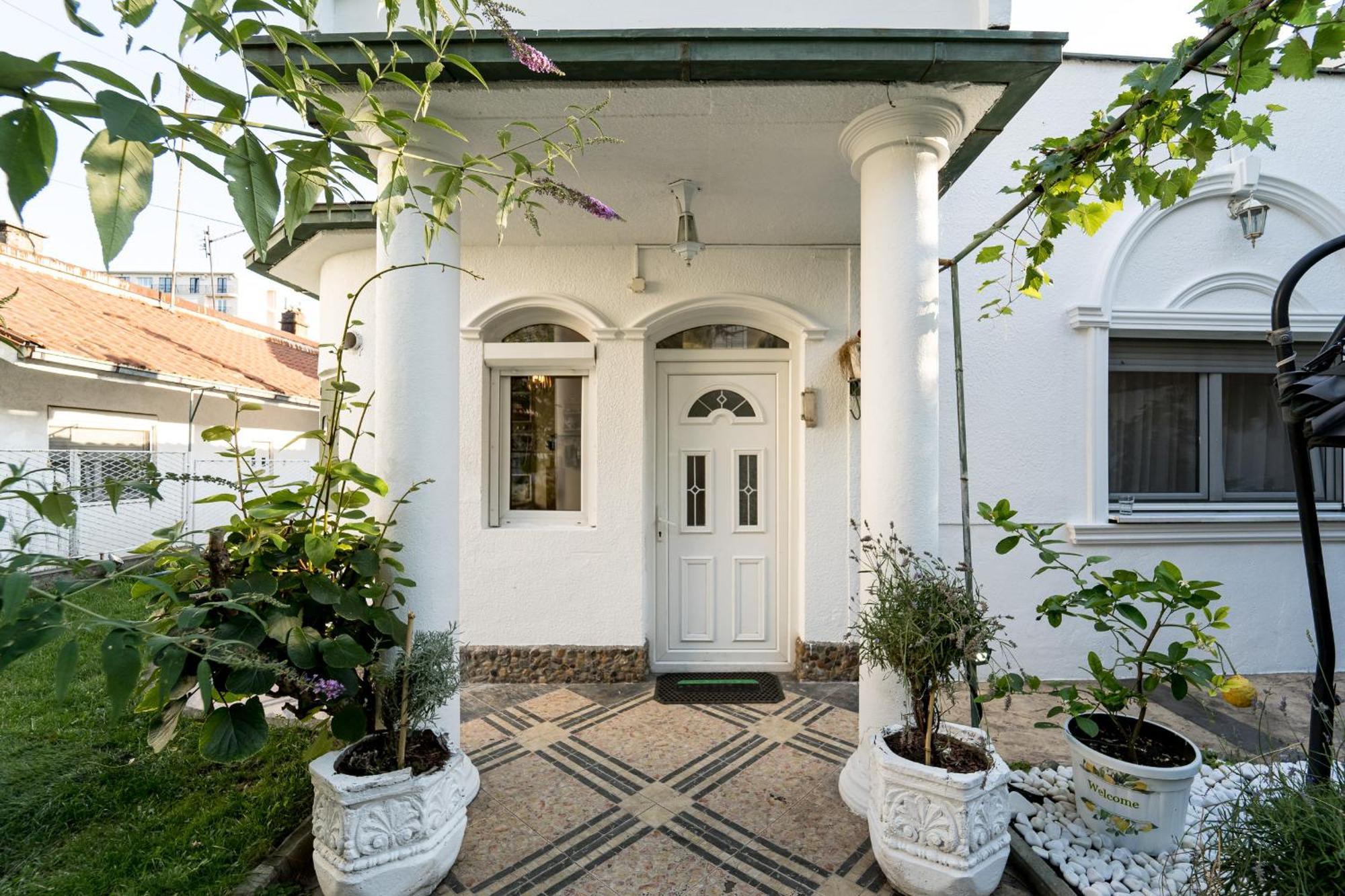 Pensiune French House Belgrad
